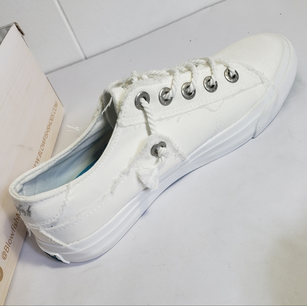 Blowfish White Canvas Sneakers Size 7 - Picture 11 of 16